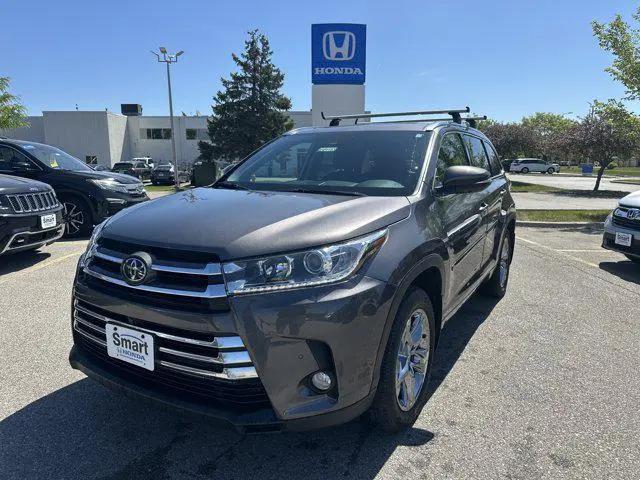 2018 Toyota Highlander Limited Platinum for sale in Clive, IA