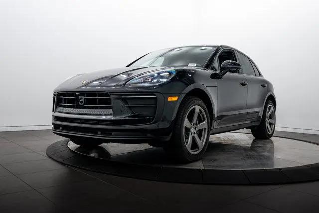 2025 Porsche Macan Macan for sale in Highland Park, IL