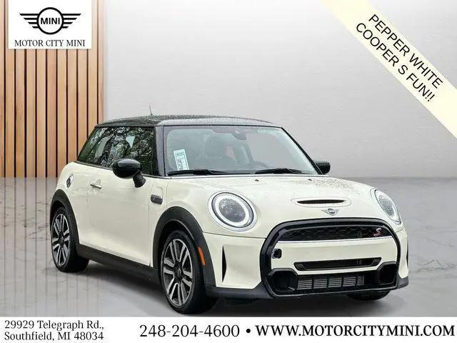 2022 MINI Hardtop Cooper S for sale in Southfield, MI