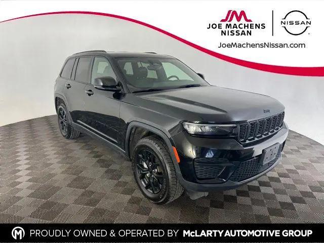 2024 Jeep Grand Cherokee Altitude 4x4 for sale in Columbia, MO