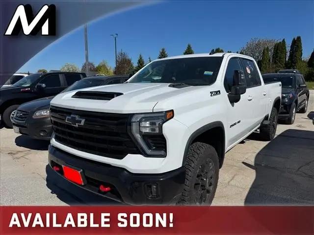 2025 Chevrolet Silverado 2500HD 4WD Crew Cab Standard Bed LT for sale in Plymouth, WI