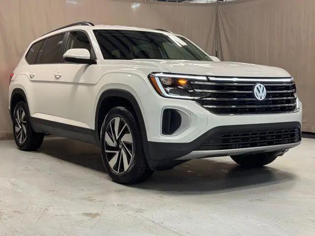 2025 Volkswagen Atlas 2.0T SE w/Technology for sale in Fort Wayne, IN