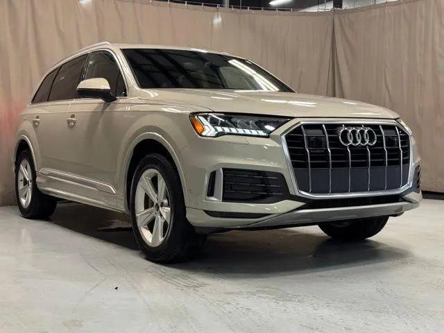 2023 Audi Q7 Premium Plus 45 TFSI quattro Tiptronic for sale in Fort Wayne, IN