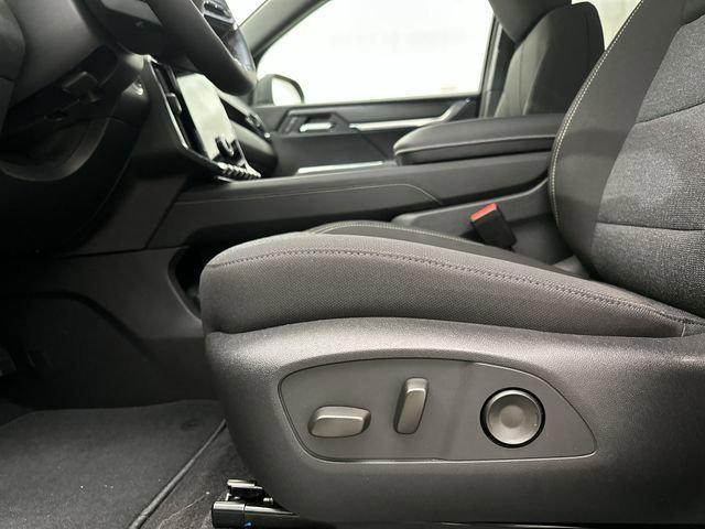 2026 GMC Acadia Elevation AWD