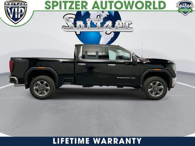 2026 GMC Sierra 2500HD Crew Cab, Standard Bed, SLT, 4WD