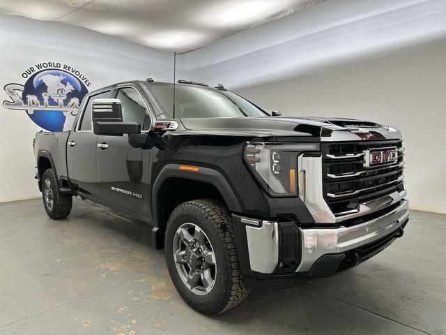 2026 GMC Sierra 2500HD Crew Cab, Standard Bed, SLT, 4WD