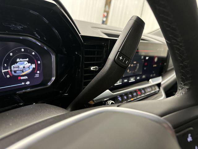 2026 GMC Sierra 2500HD Crew Cab, Standard Bed, SLT, 4WD