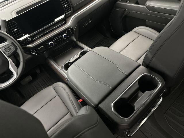 2026 GMC Sierra 2500HD Crew Cab, Standard Bed, SLT, 4WD
