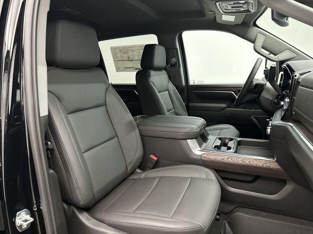 2026 GMC Sierra 2500HD Crew Cab, Standard Bed, SLT, 4WD
