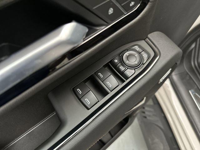 2026 GMC Sierra 2500HD Crew Cab, Standard Bed, AT4, 4WD