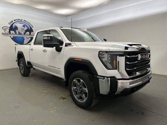 2026 GMC Sierra 2500HD Crew Cab, Standard Bed, SLT, 4WD