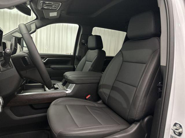 2026 GMC Sierra 2500HD Crew Cab, Standard Bed, SLT, 4WD