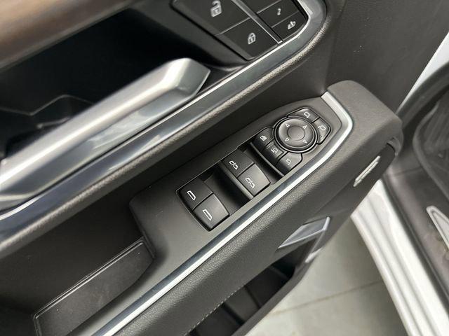 2026 GMC Sierra 2500HD Crew Cab, Standard Bed, SLT, 4WD