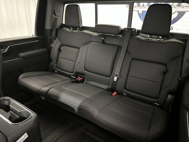 2026 GMC Sierra 2500HD Crew Cab, Standard Bed, SLT, 4WD