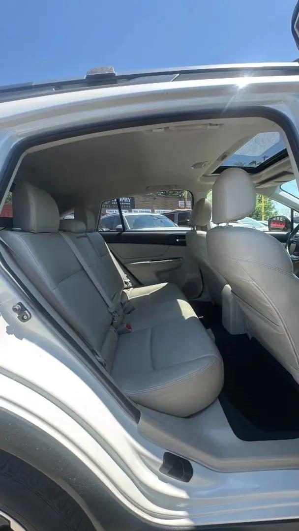2014 Subaru XV Crosstrek Hybrid 2.0i Touring