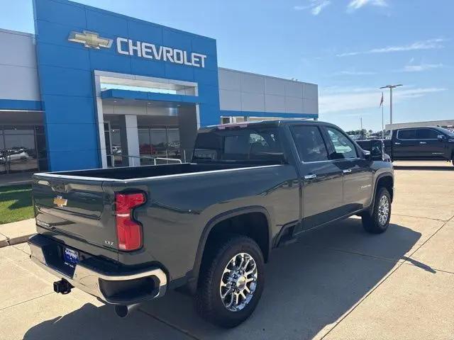 2026 Chevrolet Silverado 2500HD Crew Cab, Standard Bed, LTZ, 4WD