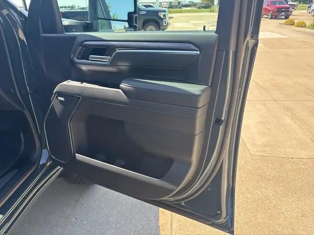 2026 Chevrolet Silverado 2500HD Crew Cab, Standard Bed, LTZ, 4WD