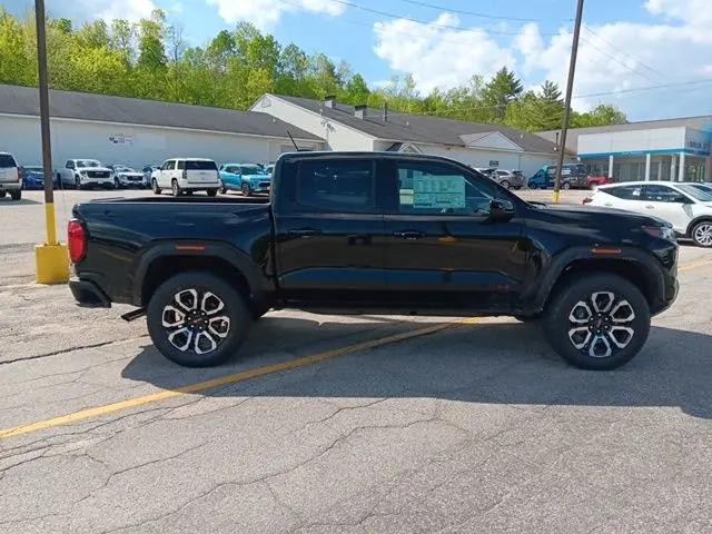 2026 GMC Canyon AT4, 4WD