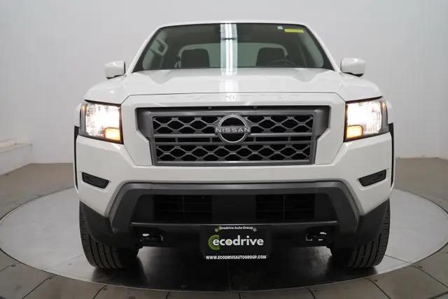 2024 Nissan Frontier Crew Cab SV 4x4