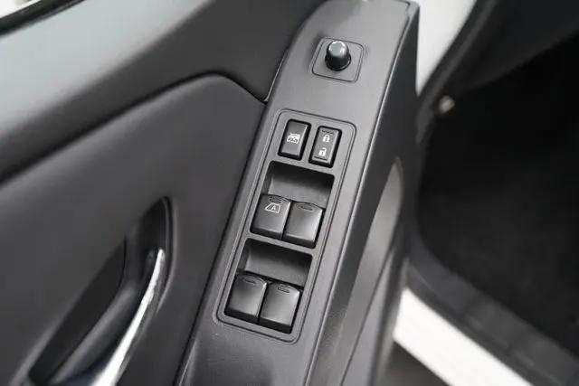 2024 Nissan Frontier Crew Cab SV 4x4