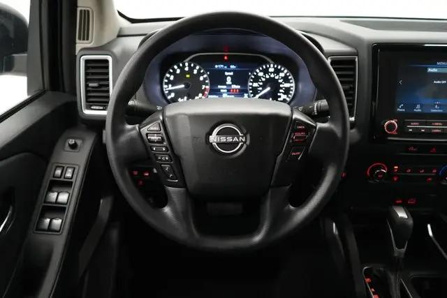 2024 Nissan Frontier Crew Cab SV 4x4