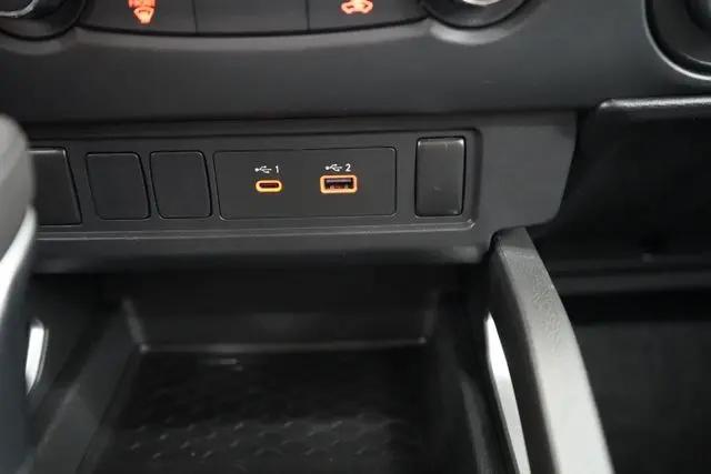 2024 Nissan Frontier Crew Cab SV 4x4