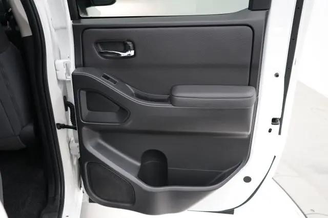 2024 Nissan Frontier Crew Cab SV 4x4