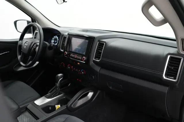 2024 Nissan Frontier Crew Cab SV 4x4