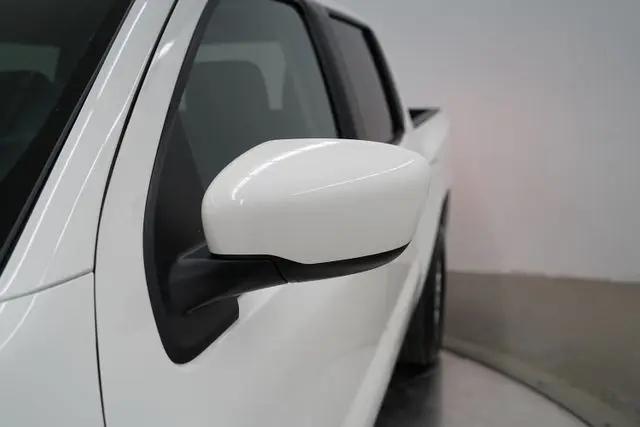 2024 Nissan Frontier Crew Cab SV 4x4