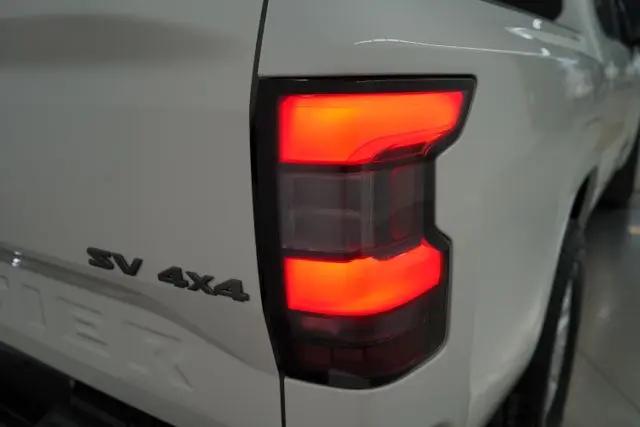 2024 Nissan Frontier Crew Cab SV 4x4