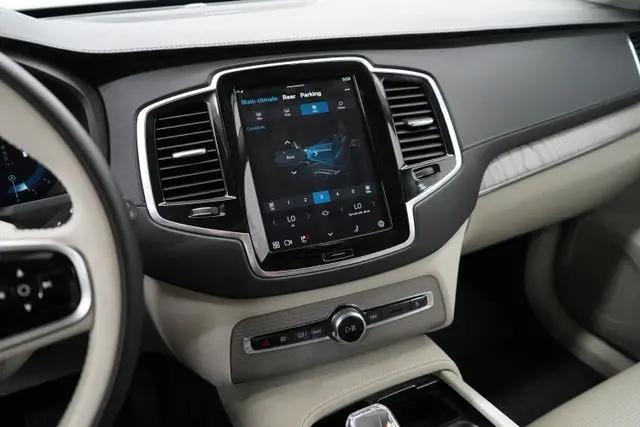 2025 Volvo XC90 B6 Ultra