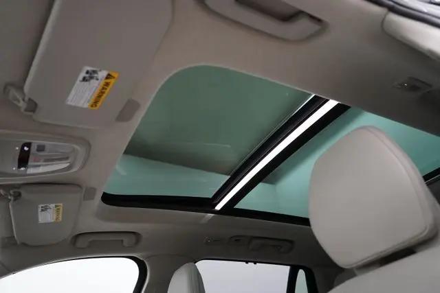 2025 Volvo XC90 B6 Ultra