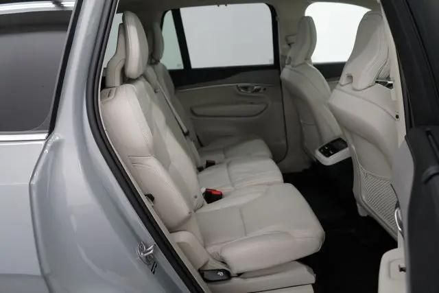 2025 Volvo XC90 B6 Ultra