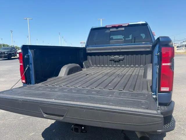 2026 Chevrolet Silverado 2500HD Crew Cab, Standard Bed, LT, 4WD