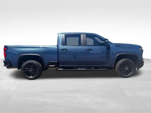 2026 Chevrolet Silverado 2500HD Crew Cab, Standard Bed, LT, 4WD
