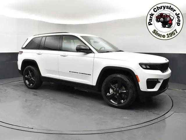 2024 Jeep Grand Cherokee Limited 4x4 for sale in Burnsville, MN