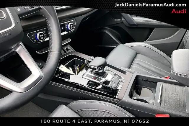 2023 Audi Q5 Sportback Prestige 45 TFSI S line quattro S tronic