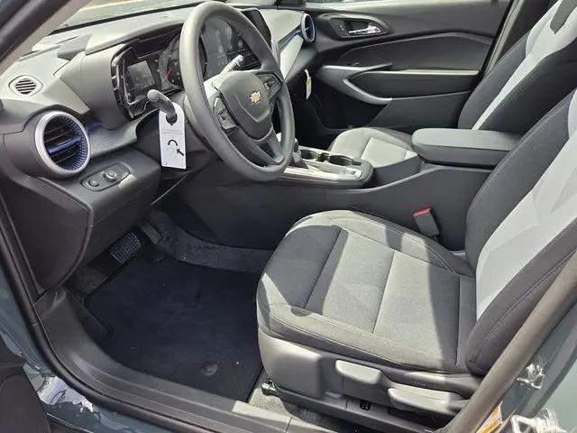 2026 Chevrolet Trax FWD LS