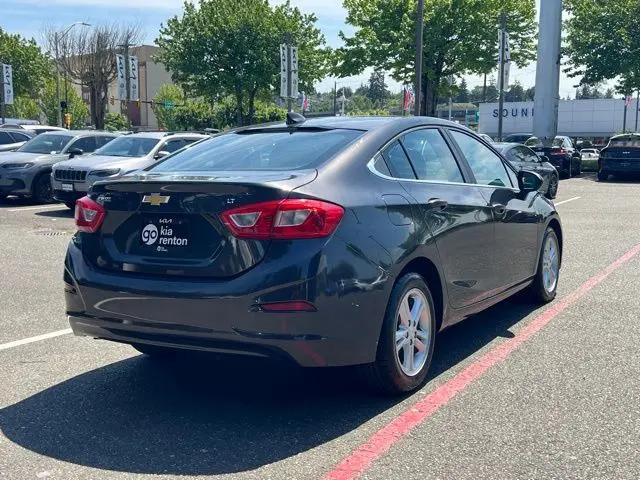2017 Chevrolet Cruze LT Auto