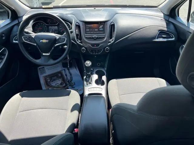 2017 Chevrolet Cruze LT Auto