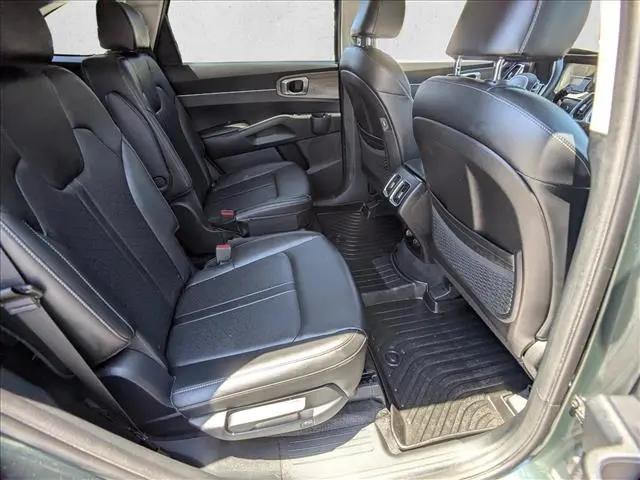 2022 Kia Sorento X-Line EX