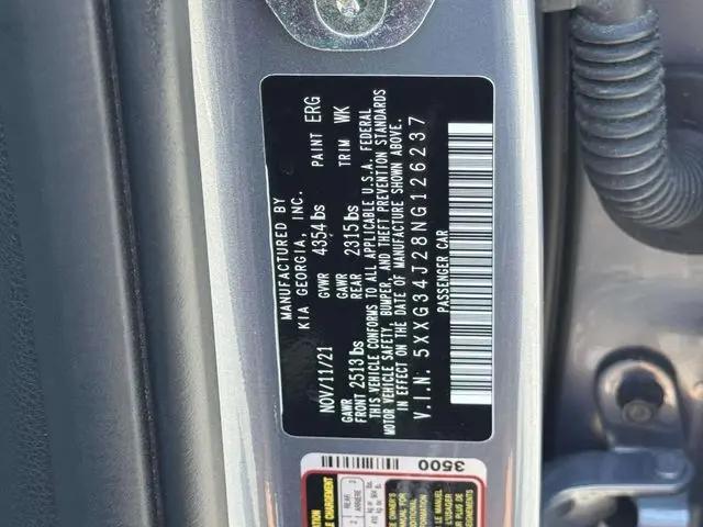 2022 Kia K5 EX