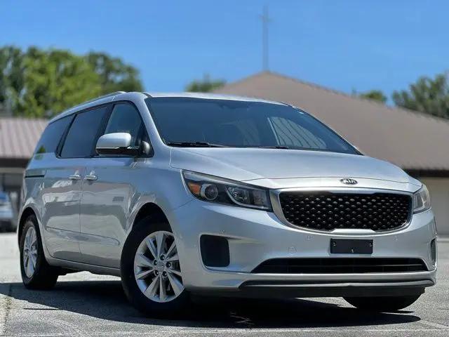 2017 Kia Sedona LX