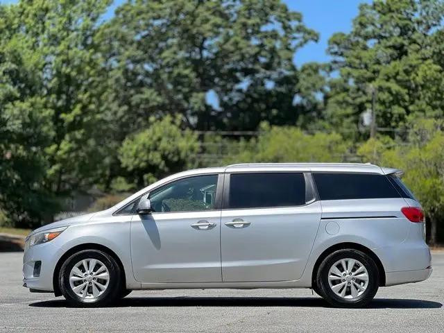 2017 Kia Sedona LX