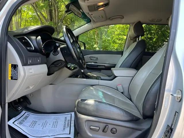 2017 Kia Sedona LX