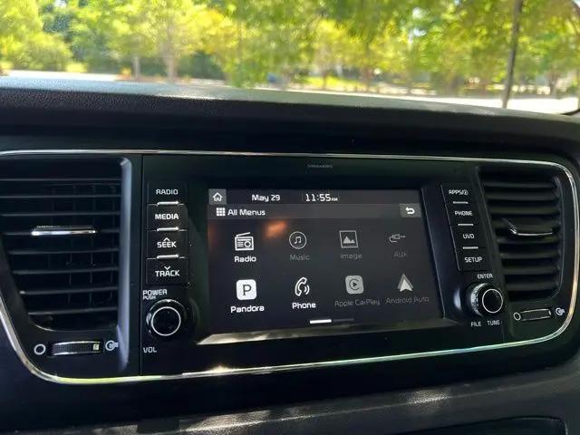 2017 Kia Sedona LX