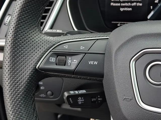 2025 Audi SQ5 Premium Plus TFSI quattro Tiptronic