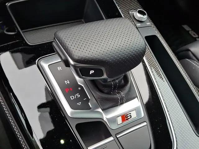 2025 Audi SQ5 Premium Plus TFSI quattro Tiptronic