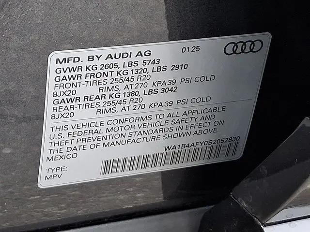 2025 Audi SQ5 Premium Plus TFSI quattro Tiptronic