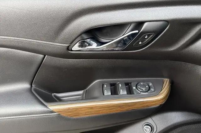 2019 GMC Acadia SLE-2